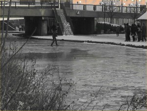 Lunatic walking across the frozen Canal.