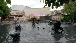 tinguely_water_sculpture